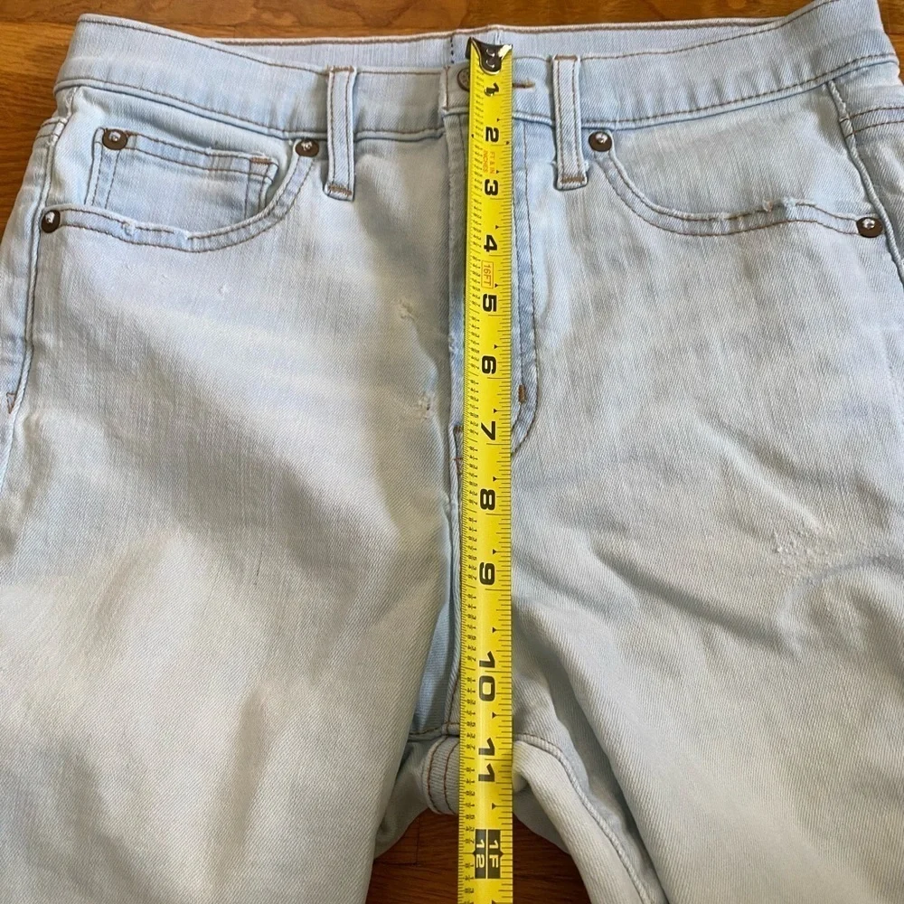 Gap 1969 Jeans Women 6/28R Stretch Skinny Mid Rise Light Wash Raw Hem Distressed